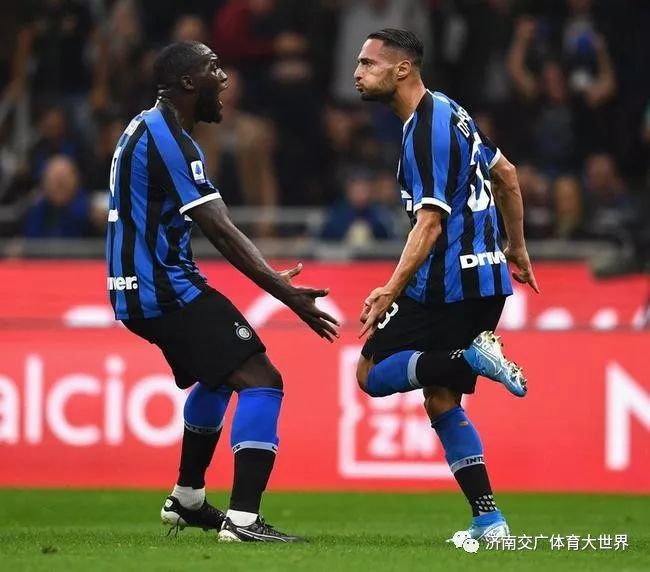 拉齐奥客场力克罗马,萨里战术制胜同城死敌  拉齐奥客场力克罗马,萨里战术制胜同城死敌